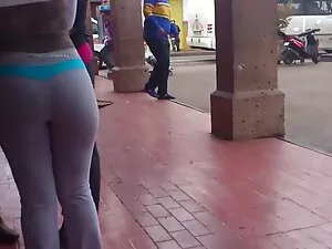Petite Natural porno ...